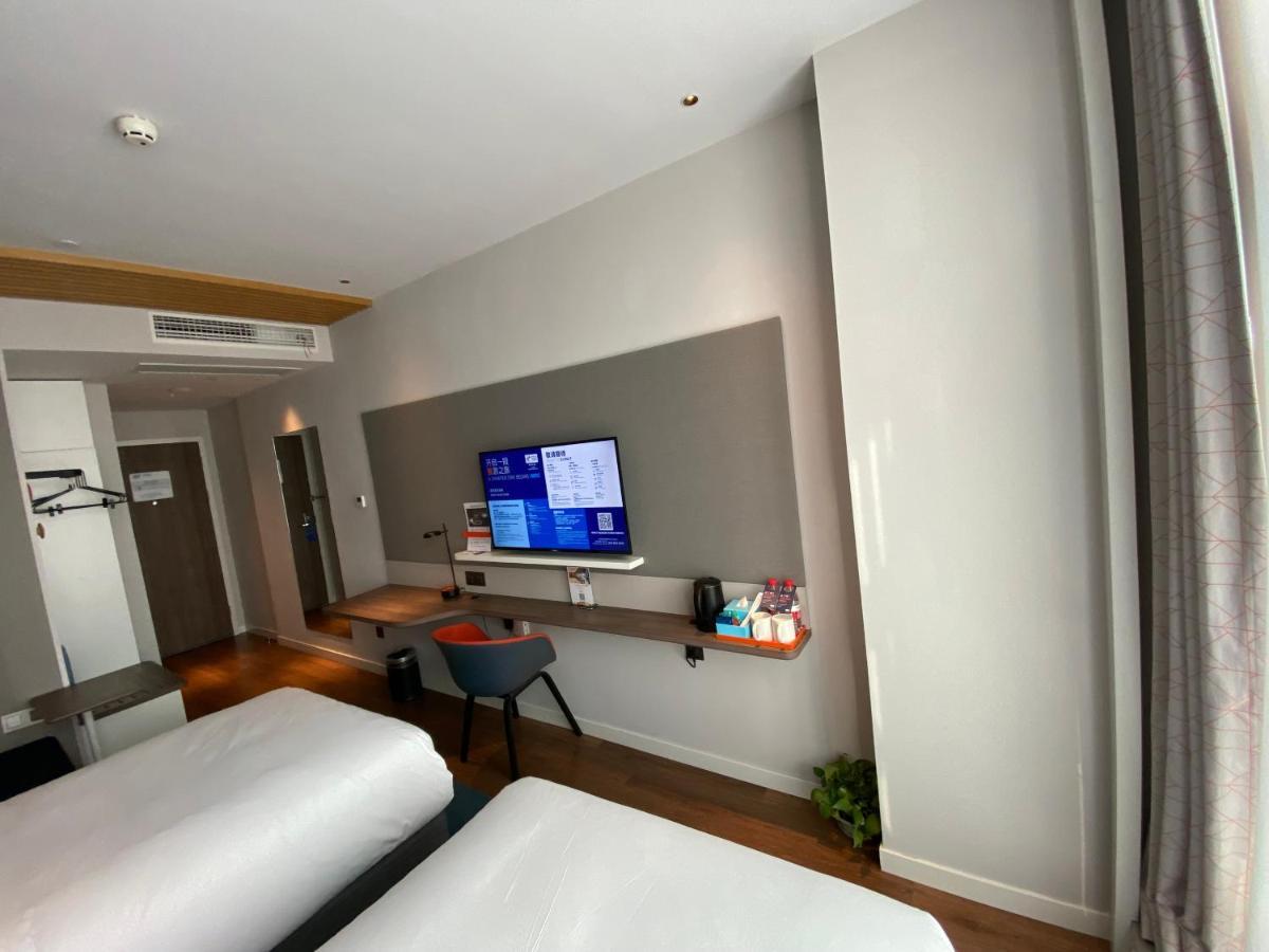 Holiday Inn Express Shanghai Tangzhen By Ihg - 20 Mins To Disney Land ภายนอก รูปภาพ