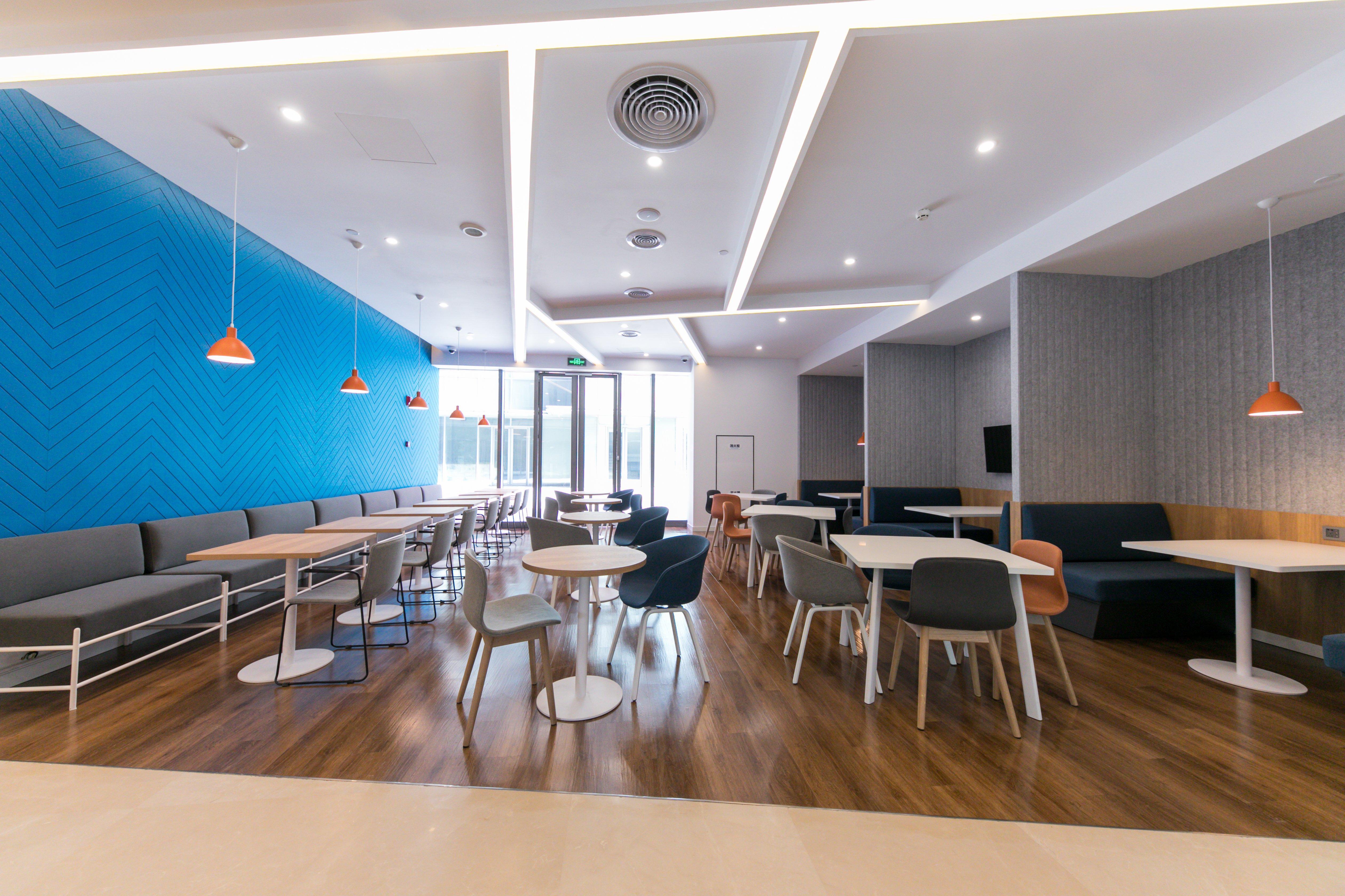 Holiday Inn Express Shanghai Tangzhen By Ihg - 20 Mins To Disney Land ภายนอก รูปภาพ