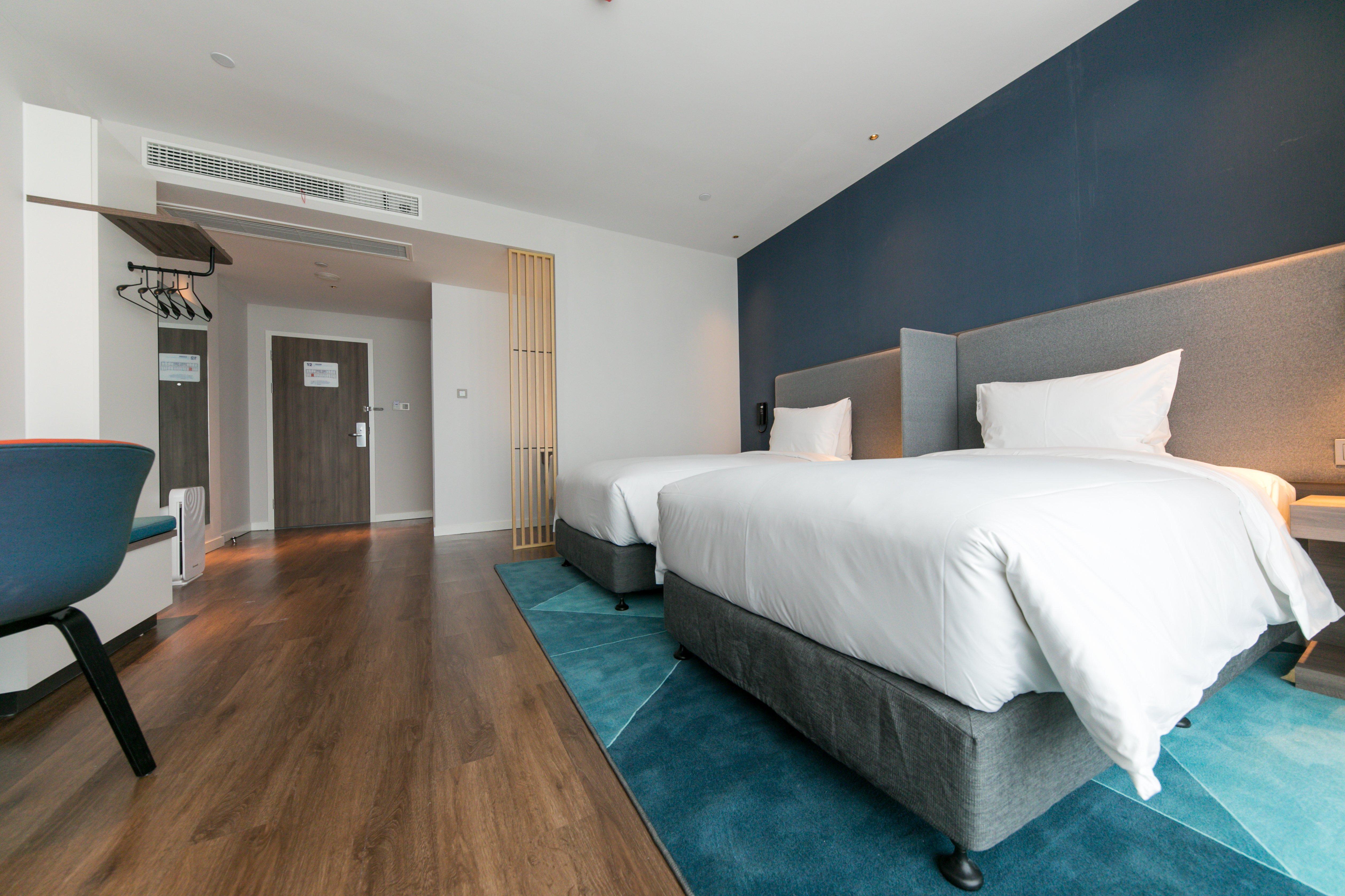 Holiday Inn Express Shanghai Tangzhen By Ihg - 20 Mins To Disney Land ภายนอก รูปภาพ