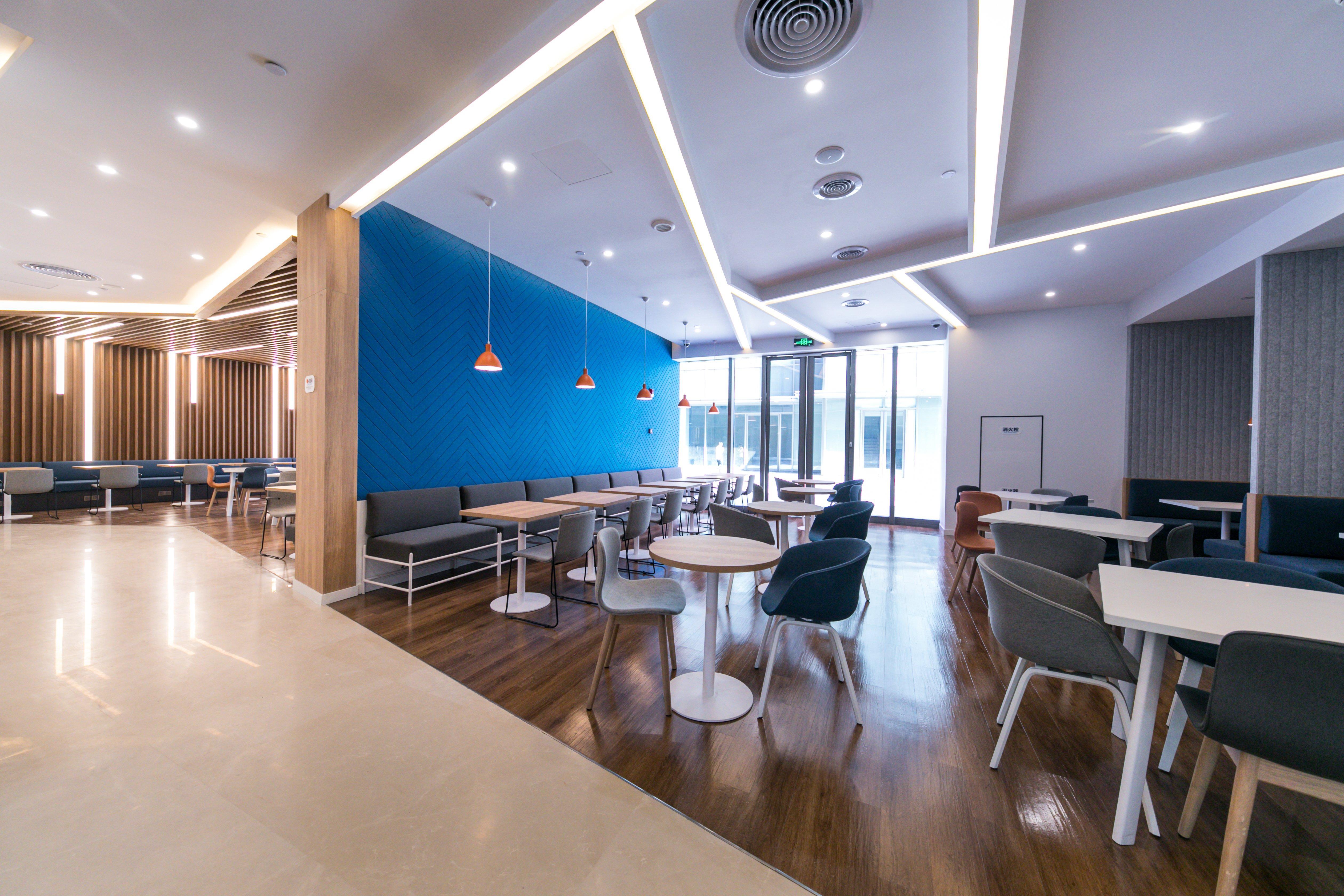Holiday Inn Express Shanghai Tangzhen By Ihg - 20 Mins To Disney Land ภายนอก รูปภาพ
