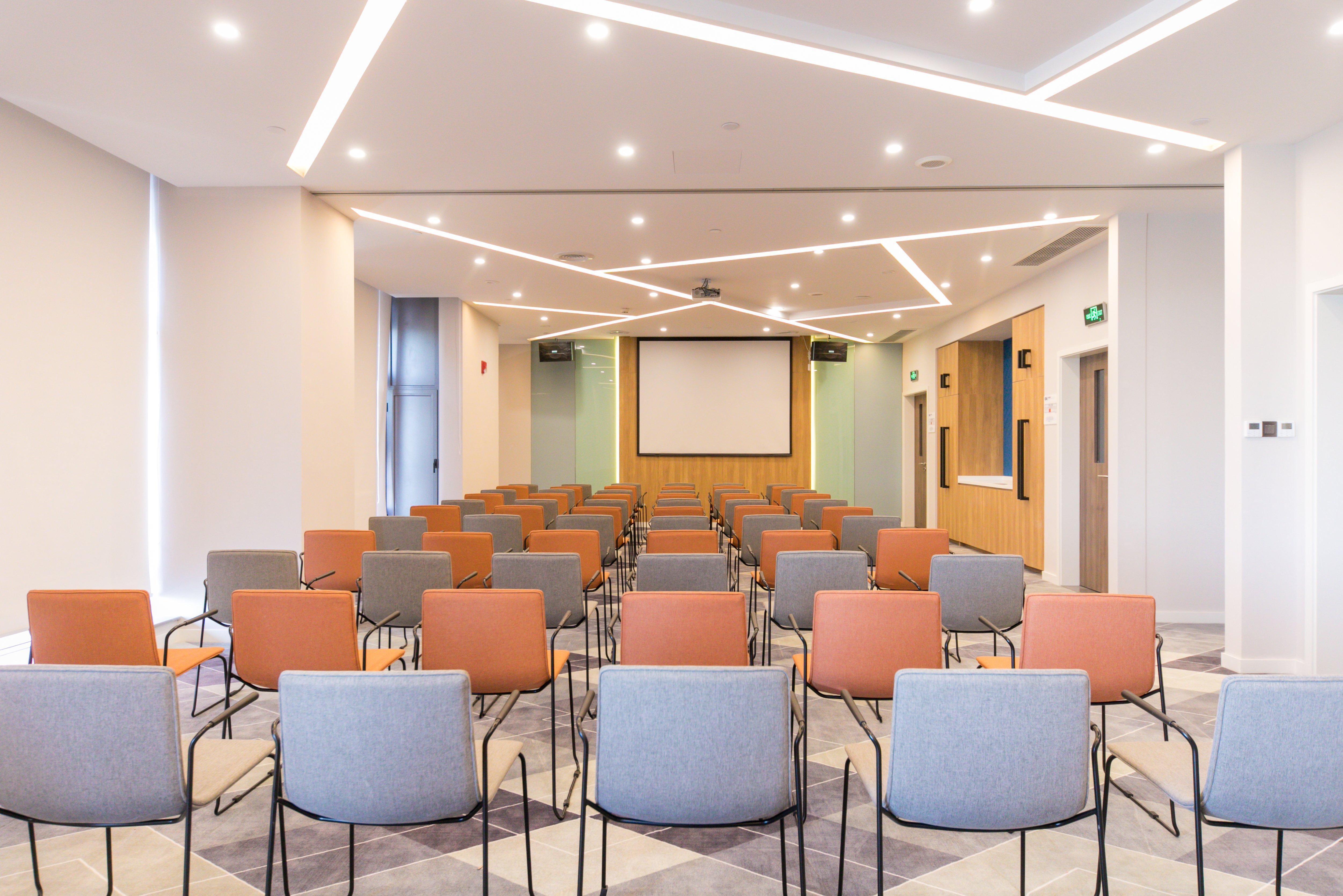 Holiday Inn Express Shanghai Tangzhen By Ihg - 20 Mins To Disney Land ภายนอก รูปภาพ