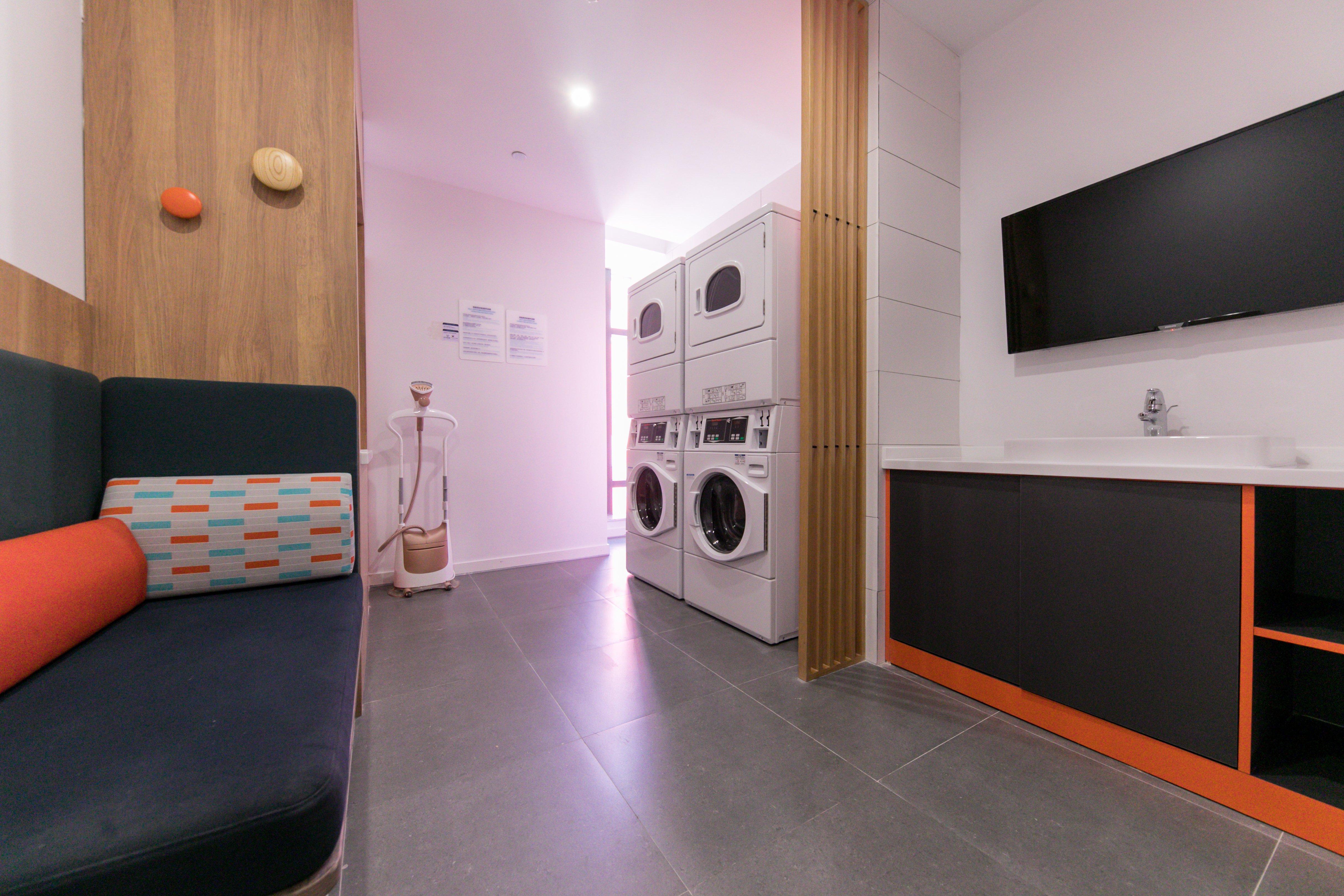 Holiday Inn Express Shanghai Tangzhen By Ihg - 20 Mins To Disney Land ภายนอก รูปภาพ