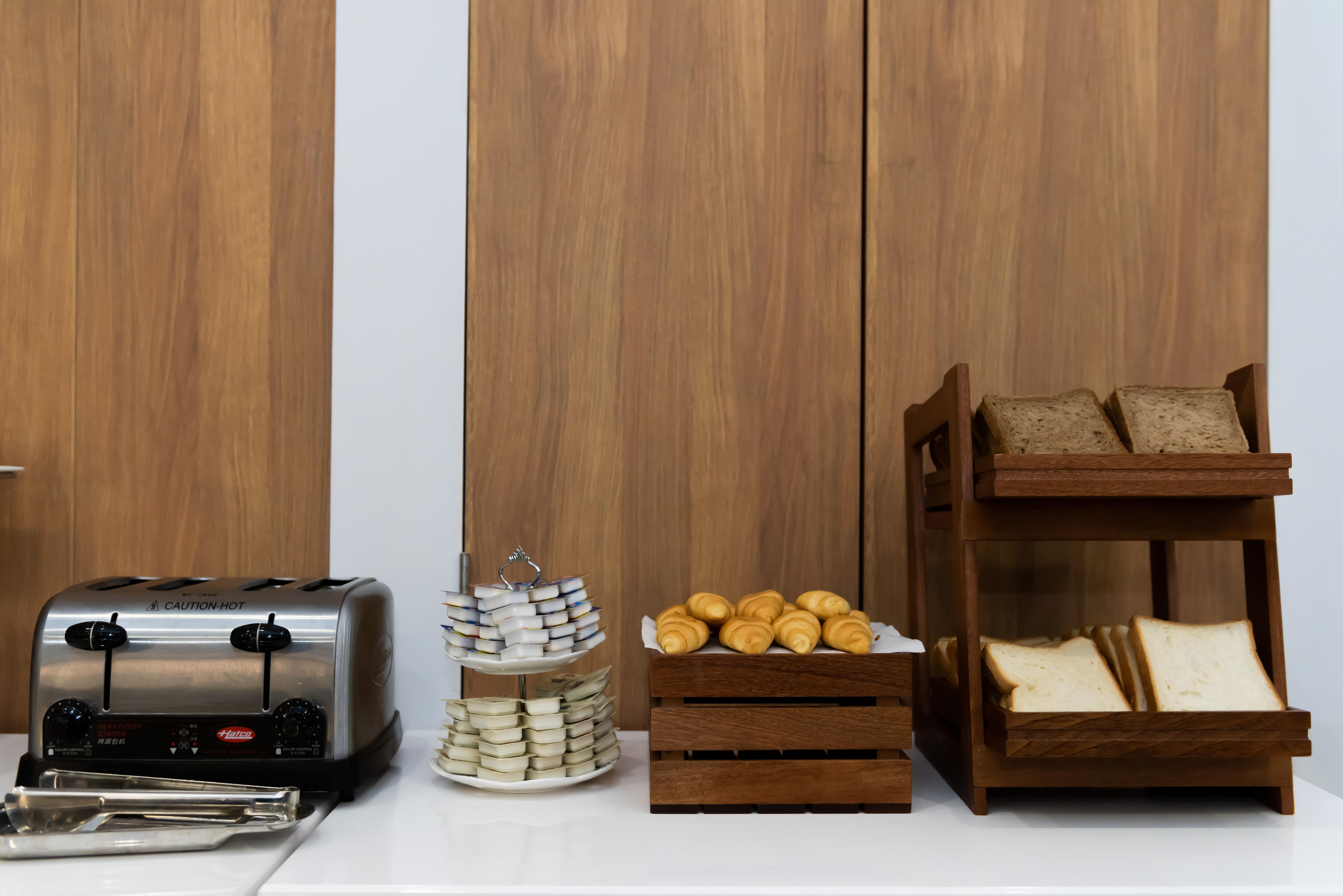 Holiday Inn Express Shanghai Tangzhen By Ihg - 20 Mins To Disney Land ภายนอก รูปภาพ