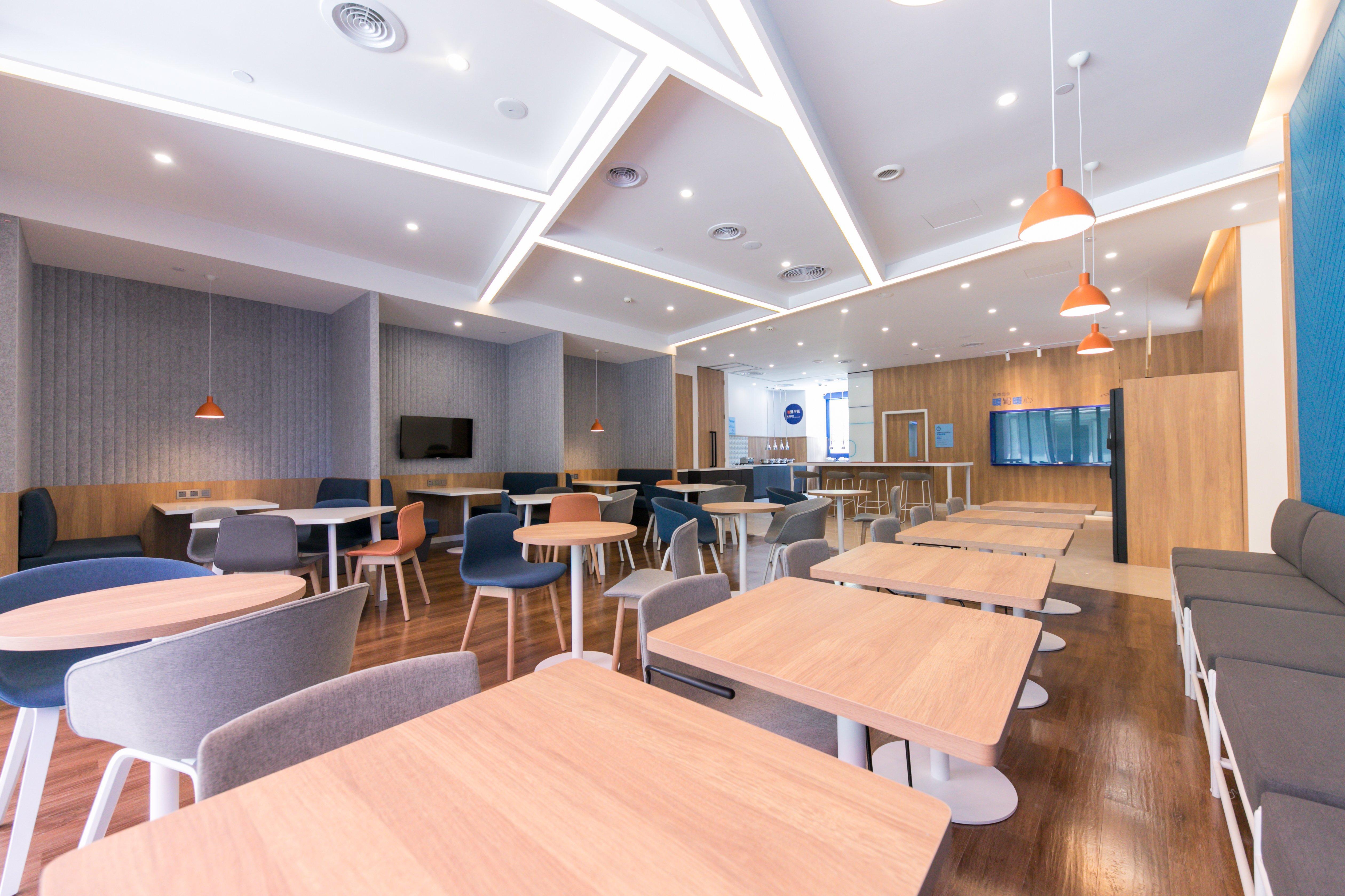 Holiday Inn Express Shanghai Tangzhen By Ihg - 20 Mins To Disney Land ภายนอก รูปภาพ