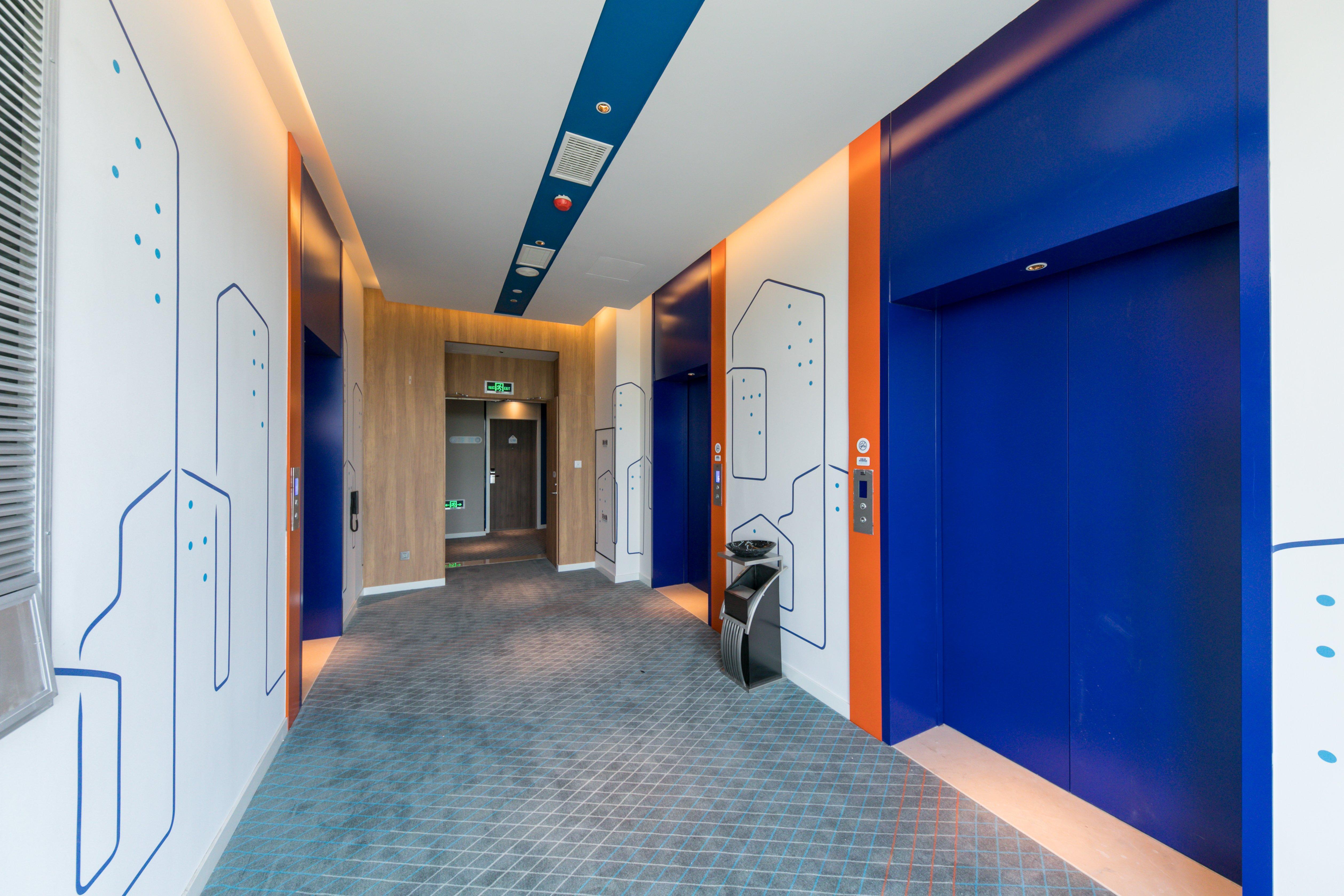 Holiday Inn Express Shanghai Tangzhen By Ihg - 20 Mins To Disney Land ภายนอก รูปภาพ